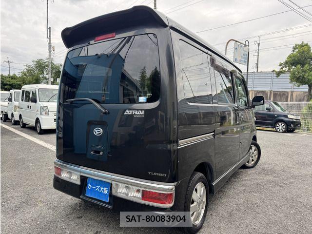 Daihatsu ATRAI WAGON 2011-09 8883309-2