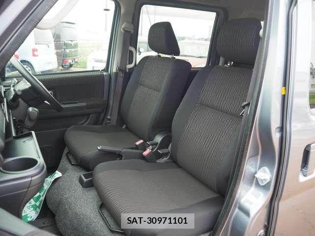 Daihatsu ATRAI WAGON 2019-09 6610566-8