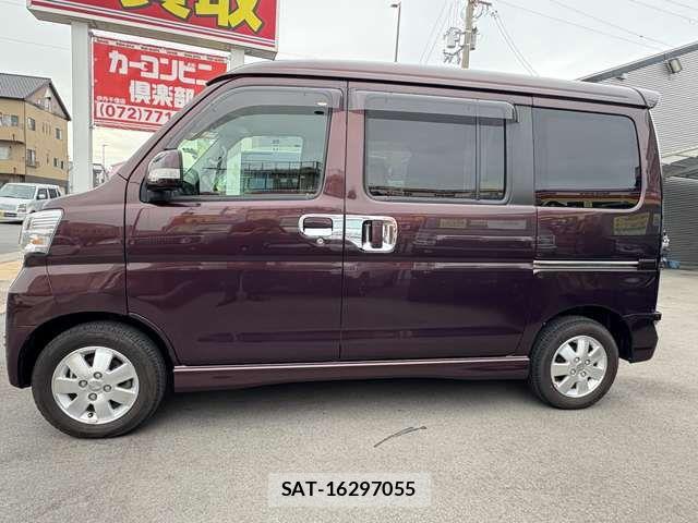 Daihatsu ATRAI WAGON 2019-01 6641242-8