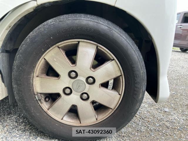 Daihatsu ATRAI WAGON 2017-07 6902156-2