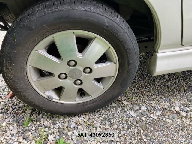 Daihatsu ATRAI WAGON 2017-07 6902156-3