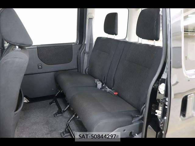 Daihatsu ATRAI WAGON 2021-04 7020033-12