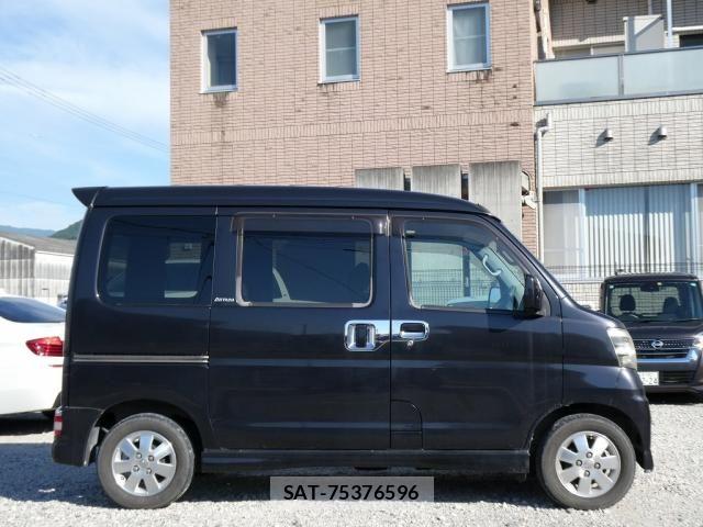 Daihatsu ATRAI WAGON 2005-06 7325695-10