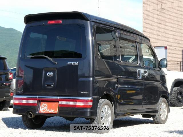 Daihatsu ATRAI WAGON 2005-06 7325695-13