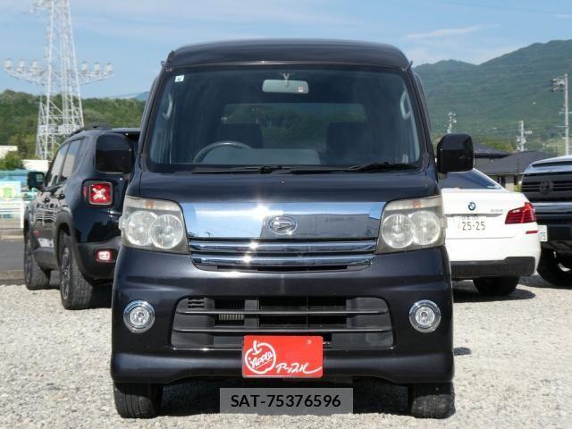 Daihatsu ATRAI WAGON 2005-06 7325695-1
