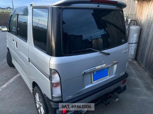 Daihatsu ATRAI WAGON 2003-10 7325697-3