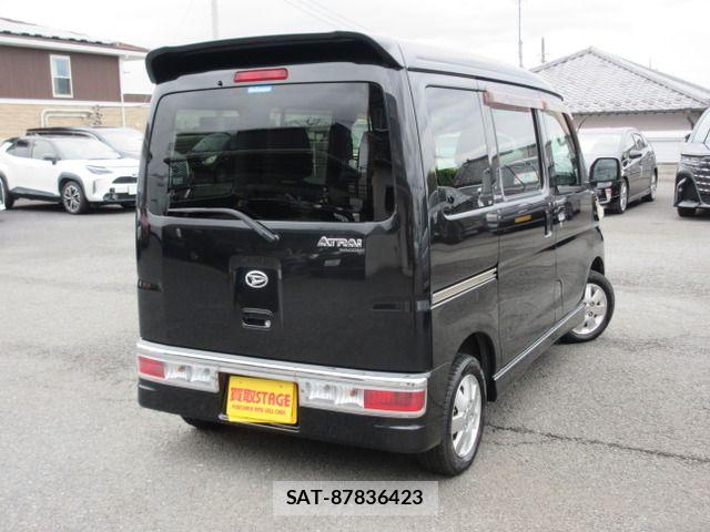 Daihatsu ATRAI WAGON 2015-08 7499565-2