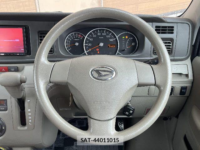 Daihatsu ATRAI WAGON 2011-08 7875316-13