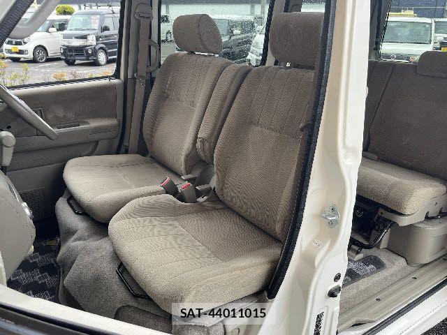 Daihatsu ATRAI WAGON 2011-08 7875316-18