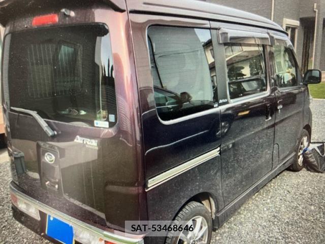 Daihatsu ATRAI WAGON 2015-06 8072858-9