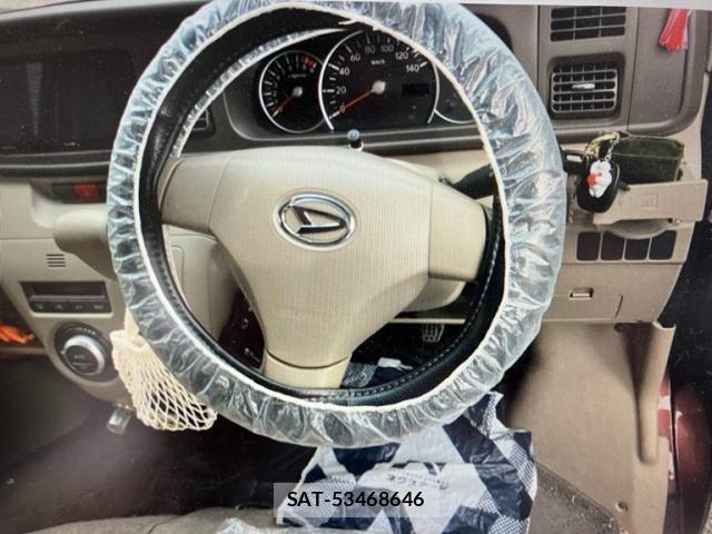 Daihatsu ATRAI WAGON 2015-06 8072858-13