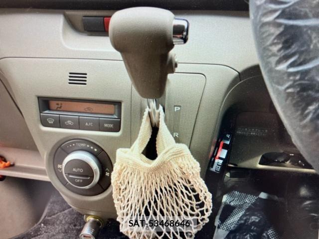 Daihatsu ATRAI WAGON 2015-06 8072858-18