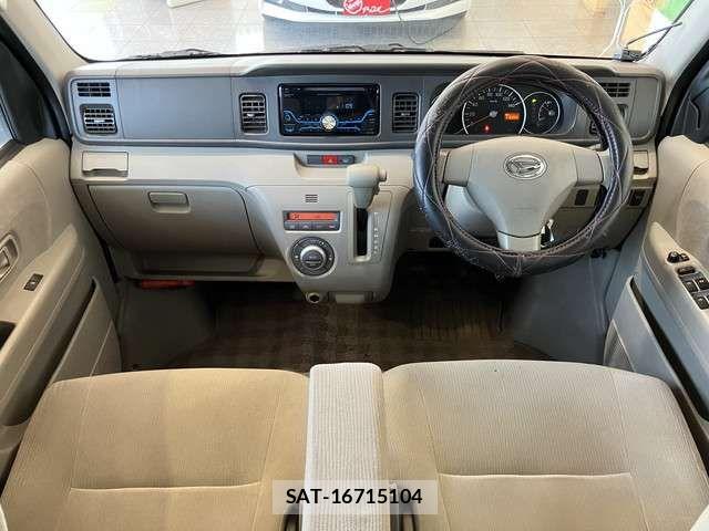 Daihatsu ATRAI WAGON 2013-02 8244625-1