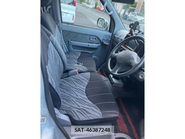 Daihatsu ATRAI WAGON 2000-01 8313099-15