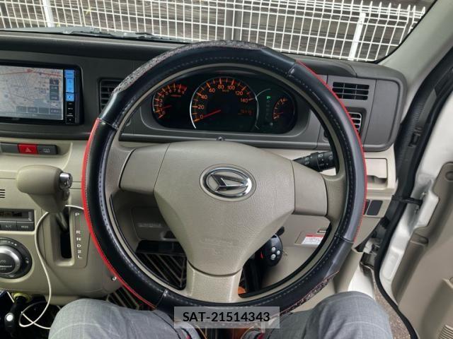 Daihatsu ATRAI WAGON 2017-03 8313095-15