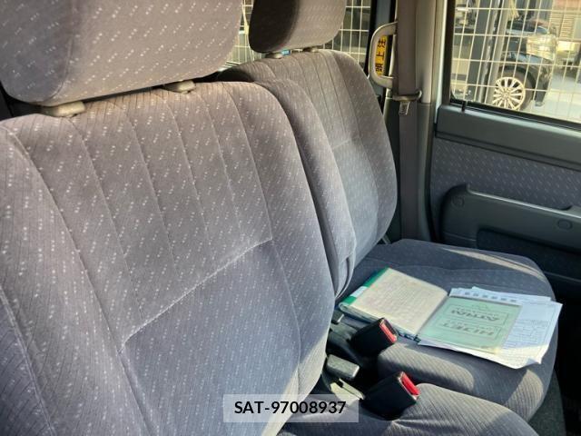 Daihatsu ATRAI WAGON 2006-09 8313096-6