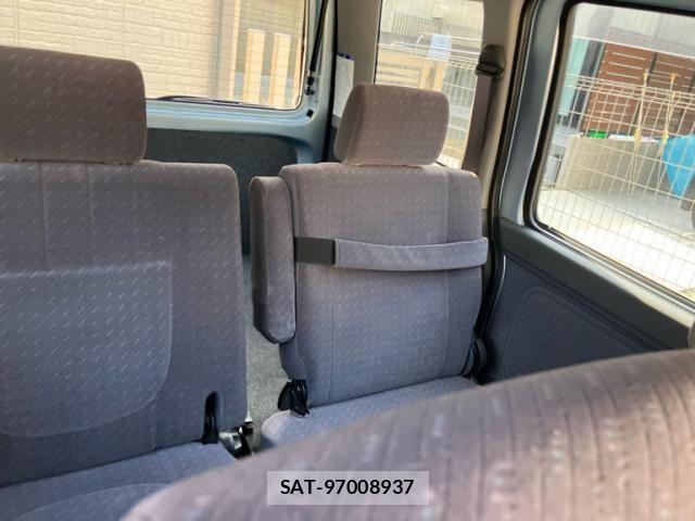Daihatsu ATRAI WAGON 2006-09 8313096-8
