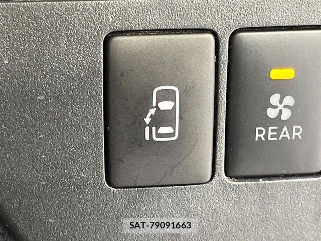 Daihatsu ATRAI WAGON 2021-05 8334878-6