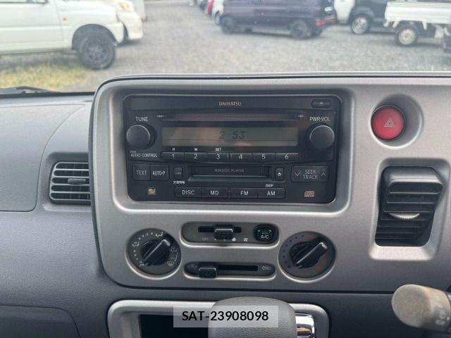 Daihatsu ATRAI WAGON 2005-11 8364791-19