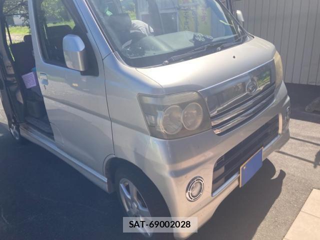 Daihatsu ATRAI WAGON 2006-02 8411241-1
