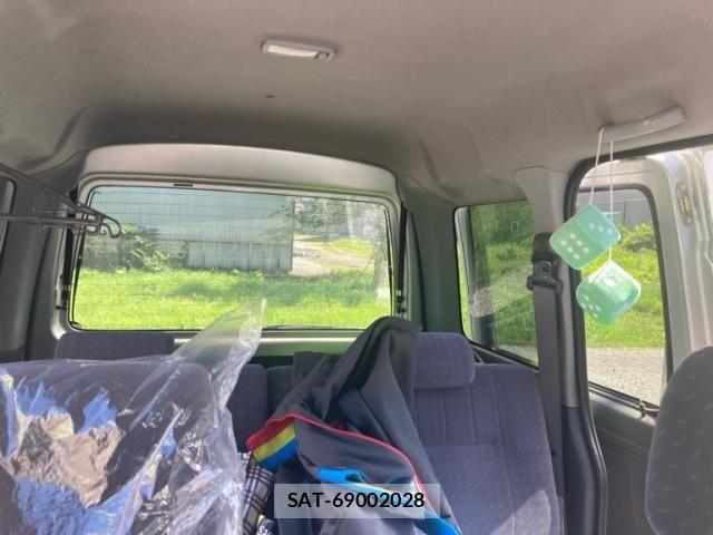 Daihatsu ATRAI WAGON 2006-02 8411241-20