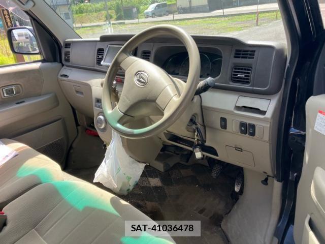 Daihatsu ATRAI WAGON 2007-11 8457056-14