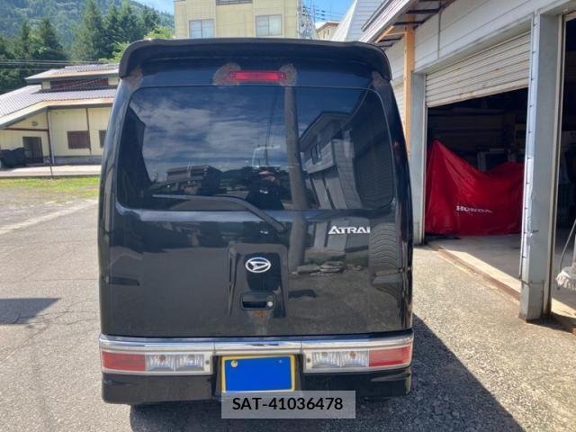 Daihatsu ATRAI WAGON 2007-11 8457056-5