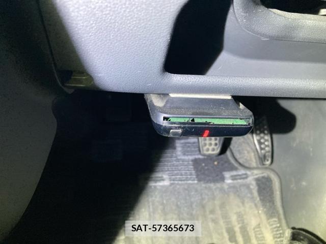 Daihatsu ATRAI WAGON 2006-01 8523579-12