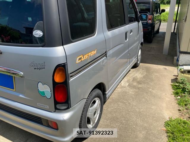 Daihatsu ATRAI WAGON 1999-01 8561175-6