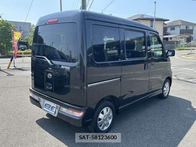 Daihatsu ATRAI WAGON 2017-12 8658047-11