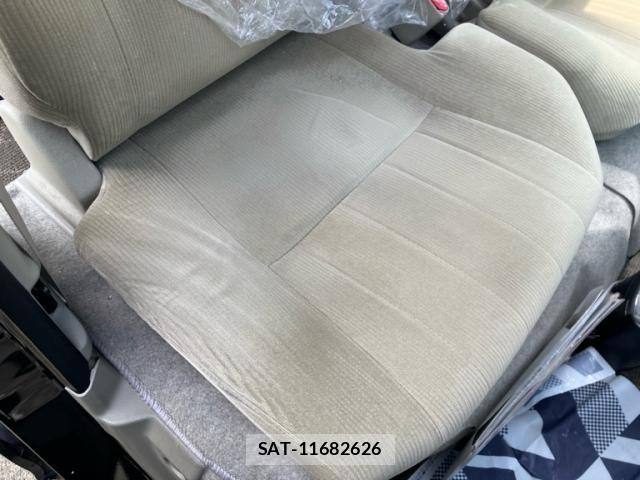 Daihatsu ATRAI WAGON 2012-02 8658048-13