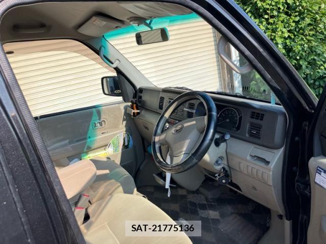 Daihatsu ATRAI WAGON 2007-10 8665814-12