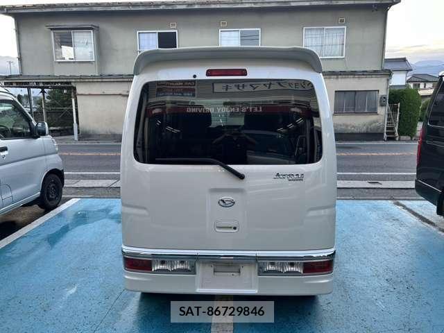 Daihatsu ATRAI WAGON 2013-10 8827883-2