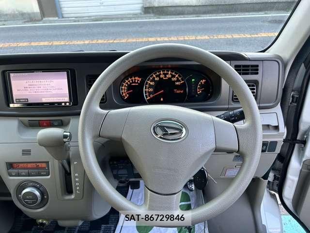 Daihatsu ATRAI WAGON 2013-10 8827883-7