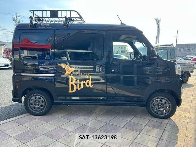 Daihatsu ATRAI 2023-04 1202290-8