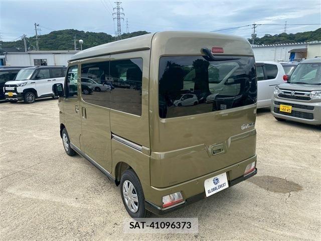 Daihatsu ATRAI 2025-08 1411353-4