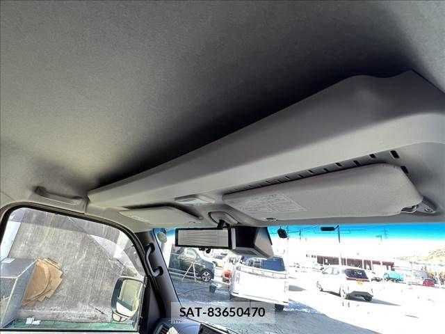 Daihatsu ATRAI 2023-11 4419703-23