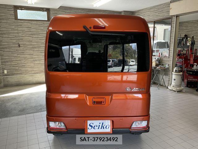 Daihatsu ATRAI 2022-01 4419701-25