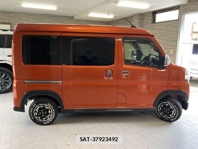 Daihatsu ATRAI 2022-01 4419701-26
