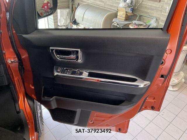 Daihatsu ATRAI 2022-01 4419701-2