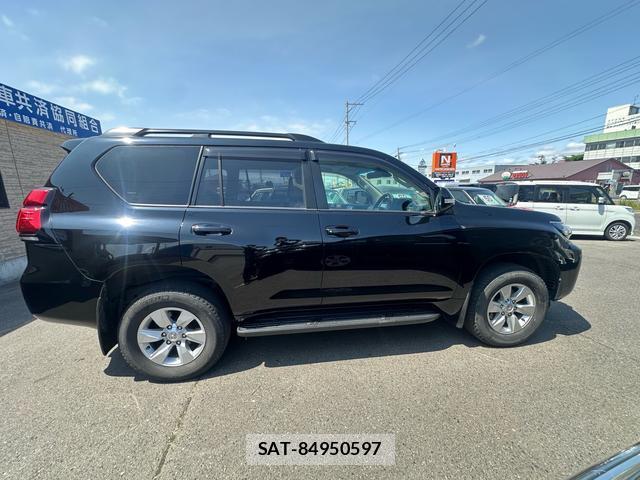 Toyota LAND CRUISER PRADO 2020-04 7752953-7