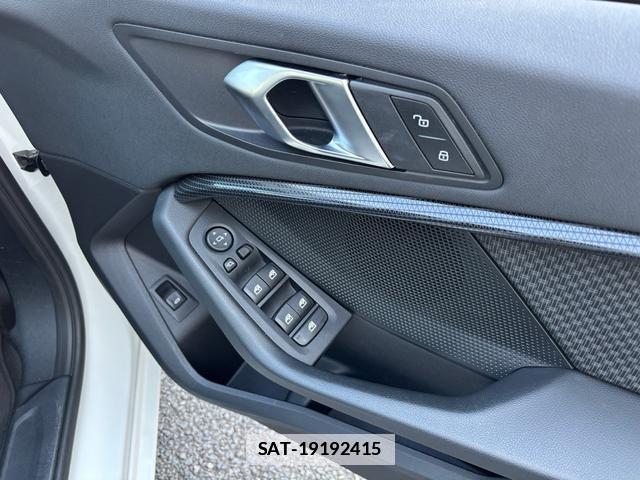 Bmw 1 SERIES 2023-03 7804154-7