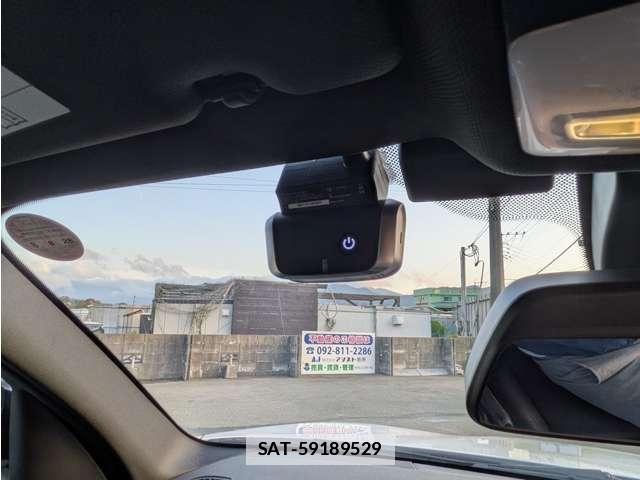 Bmw 1 SERIES 2019-08 7807172-16