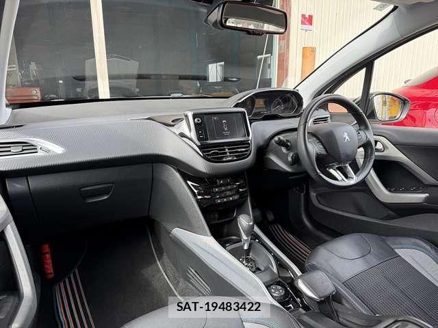 Peugeot 2008 2016-02 7797162-18