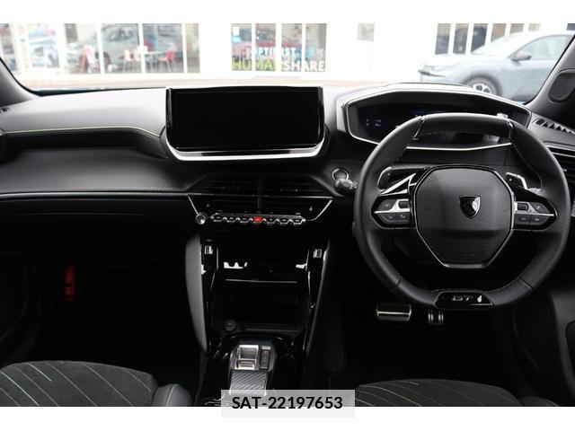 Peugeot 2008 2025-10 7800878-10