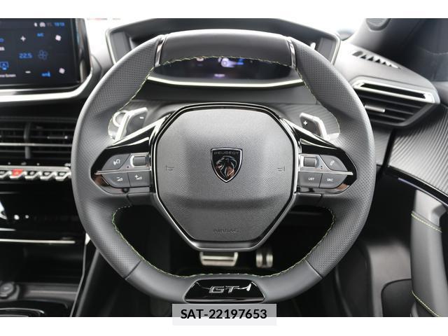 Peugeot 2008 2025-10 7800878-11