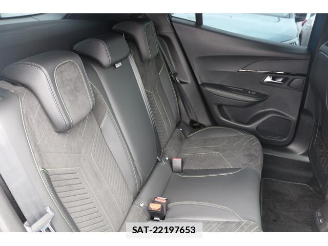 Peugeot 2008 2025-10 7800878-16