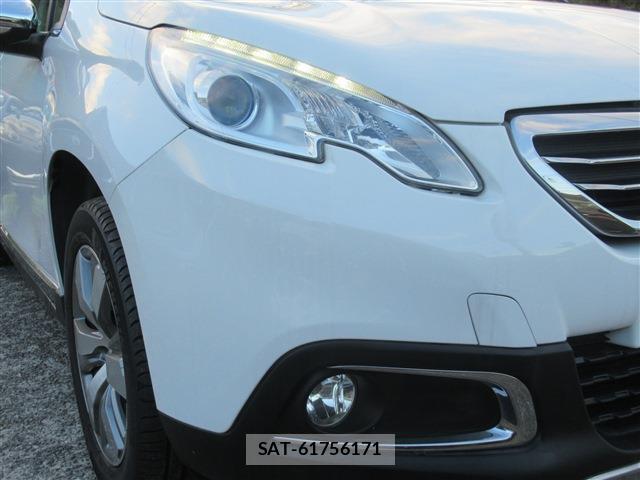 Peugeot 2008 2015-02 7802668-10
