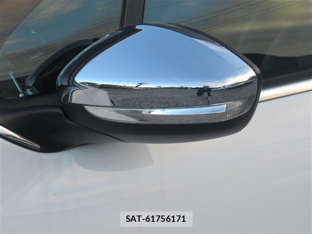 Peugeot 2008 2015-02 7802668-11