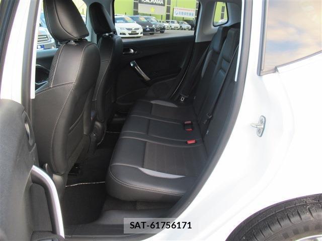 Peugeot 2008 2015-02 7802668-15